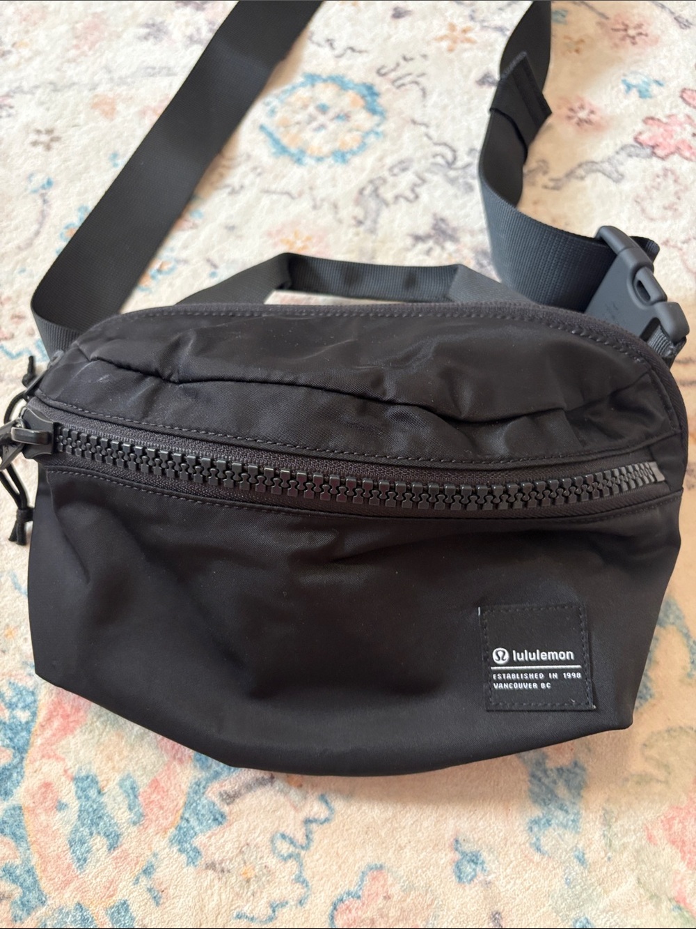 Lululemon Black Men's Crossbody Waist Bag. All Day Essentials Belt Bag 2.5L. New